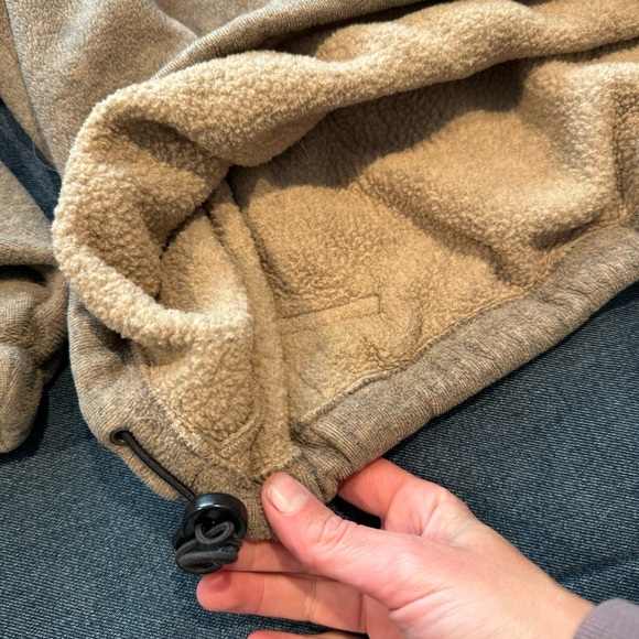 Pull over with kangaroo pouch - Picture 4 of 6